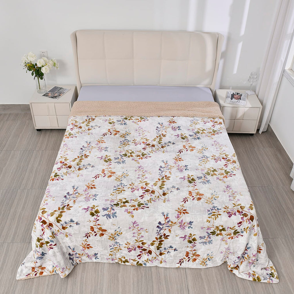 Polyester Flower and Leaves Blanket (Size 2x1 cm) - White & Red