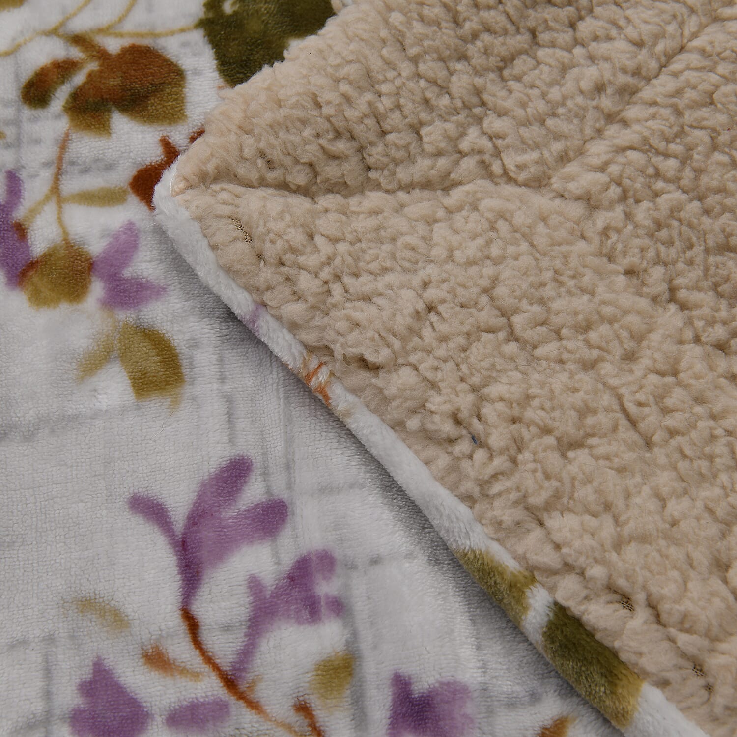 Polyester Flower and Leaves Blanket (Size 2x1 cm) - White & Red
