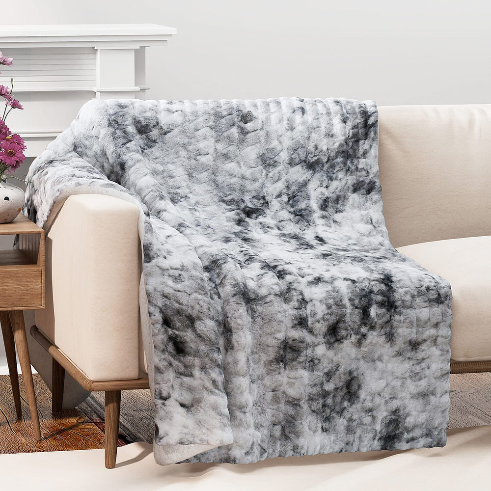 Polyester Patterned Blanket (Size 2000x1 cm) - Grey & Khaki