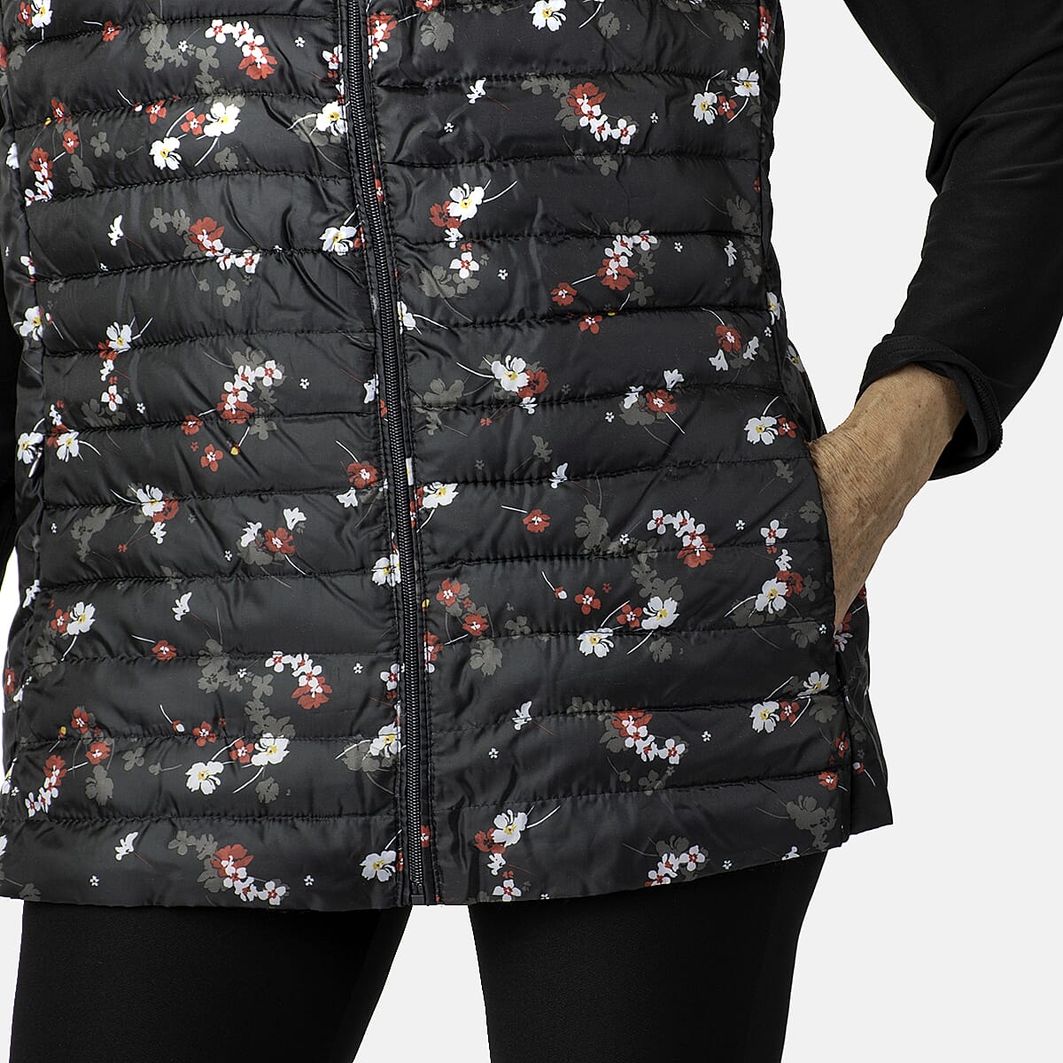 Weekend Ladies Floral Pack Away Gilet (Size 18) - Black