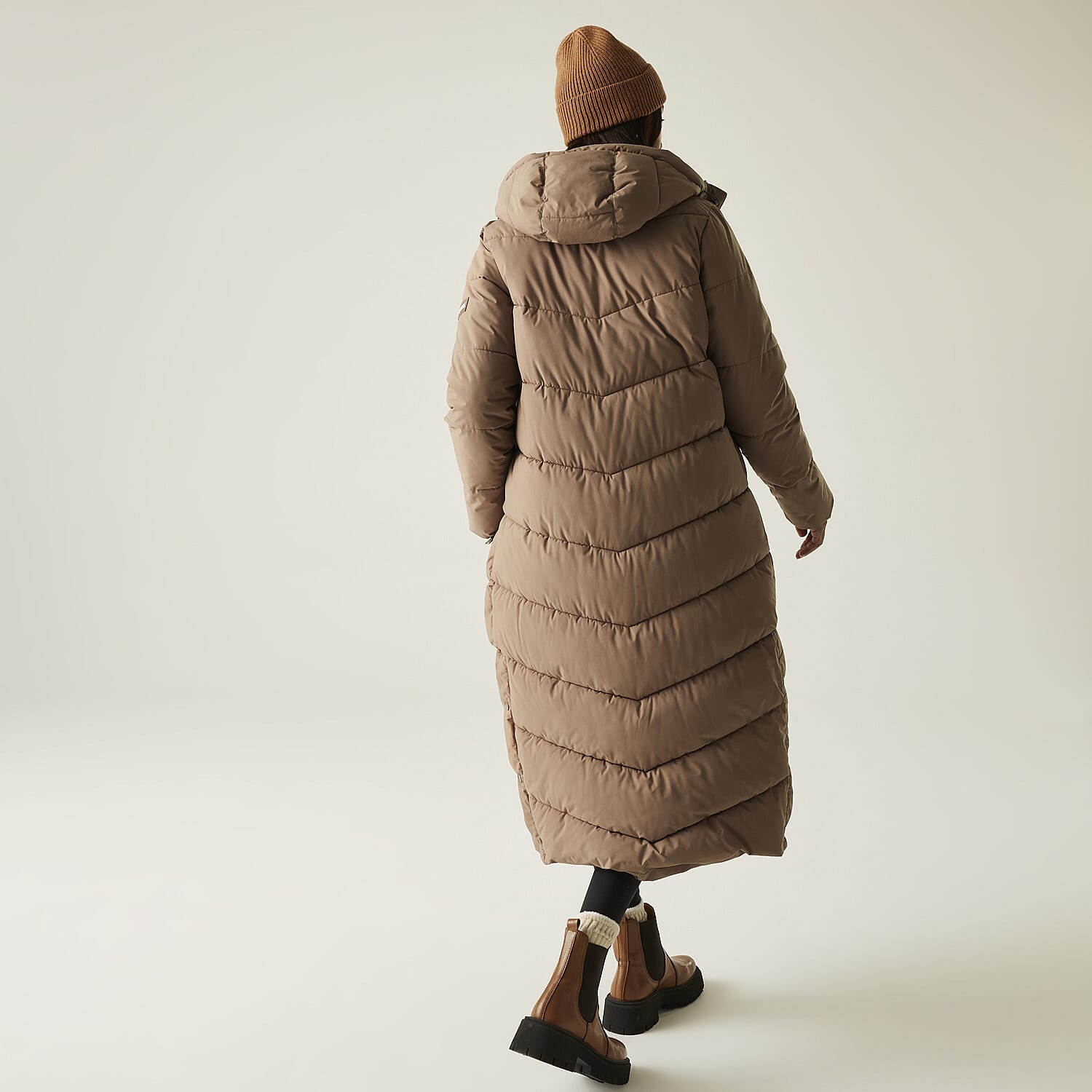 Regatta Womens Longline Quilted Insulated with Hood - Seam Snaps (Size - 18) - Mocha