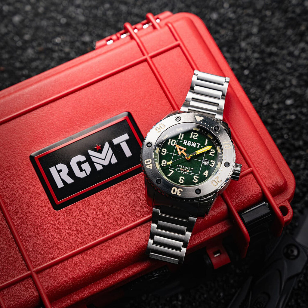 Rgmt Automatic Mens Watch in Stainless Steel