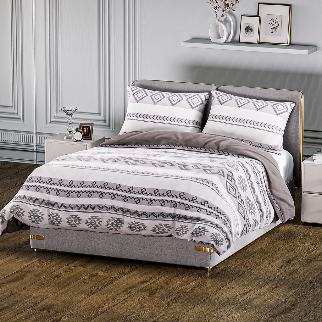 3 Piece Set - Printed Duvet Cover (Double Size, 200x200 cm) With 2 Pillow Cases (Size 75x50 cm) - Light Grey
