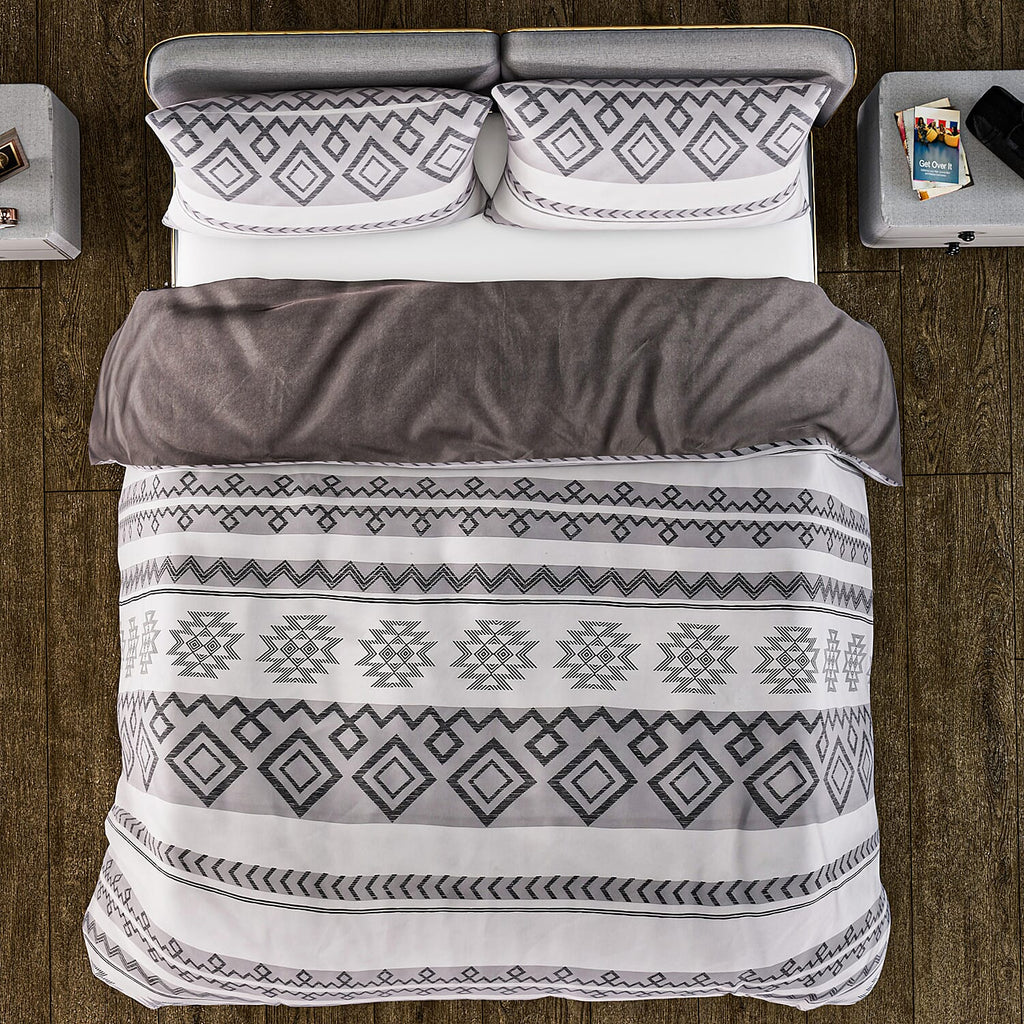 3 Piece Set - Printed Duvet Cover (Double Size, 200x200 cm) With 2 Pillow Cases (Size 75x50 cm) - Light Grey