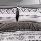 3 Piece Set - Printed Duvet Cover (King Size, 225x220 cm) With 2 Pillow Cases (Size 75x50 cm) - Light Grey