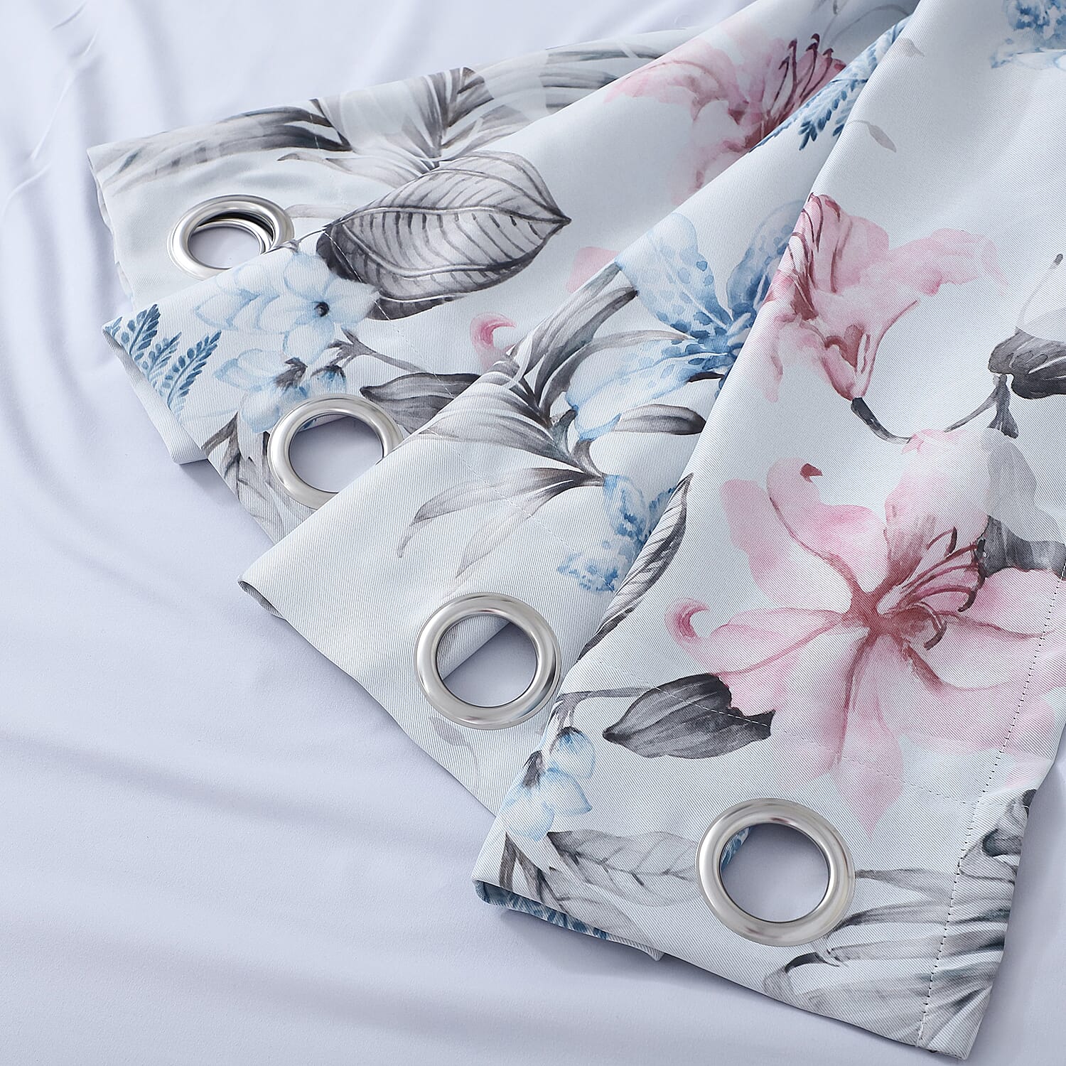 Set of 2 - Flower Pattern Blackout Curtain with 8 Eyelets (Size 140x240cm) - Pink - Blue