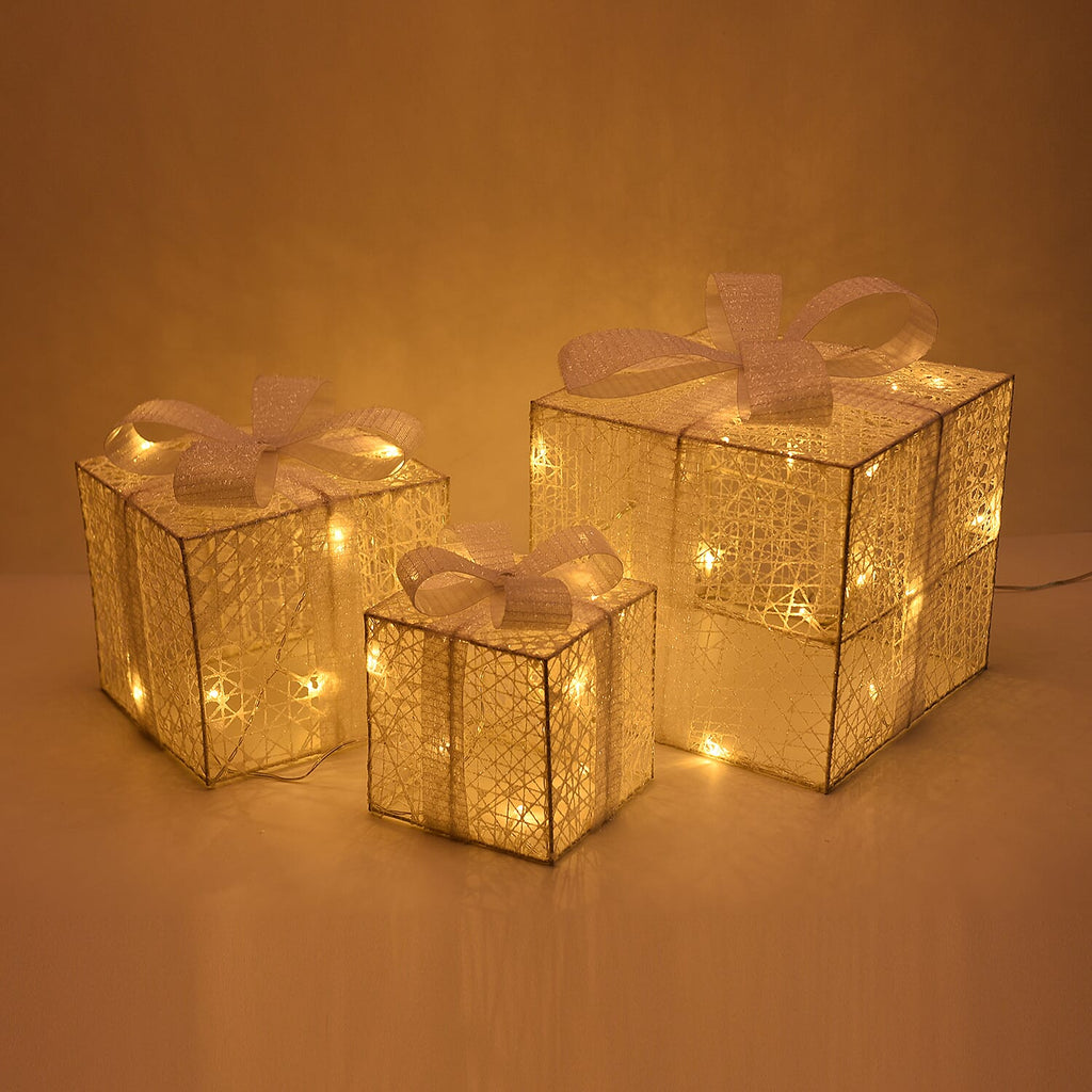 Set of 3 - Christmas Present Lights with Warm 40 LED Light (Size 15,20,25cm ) - White with Snow Effect