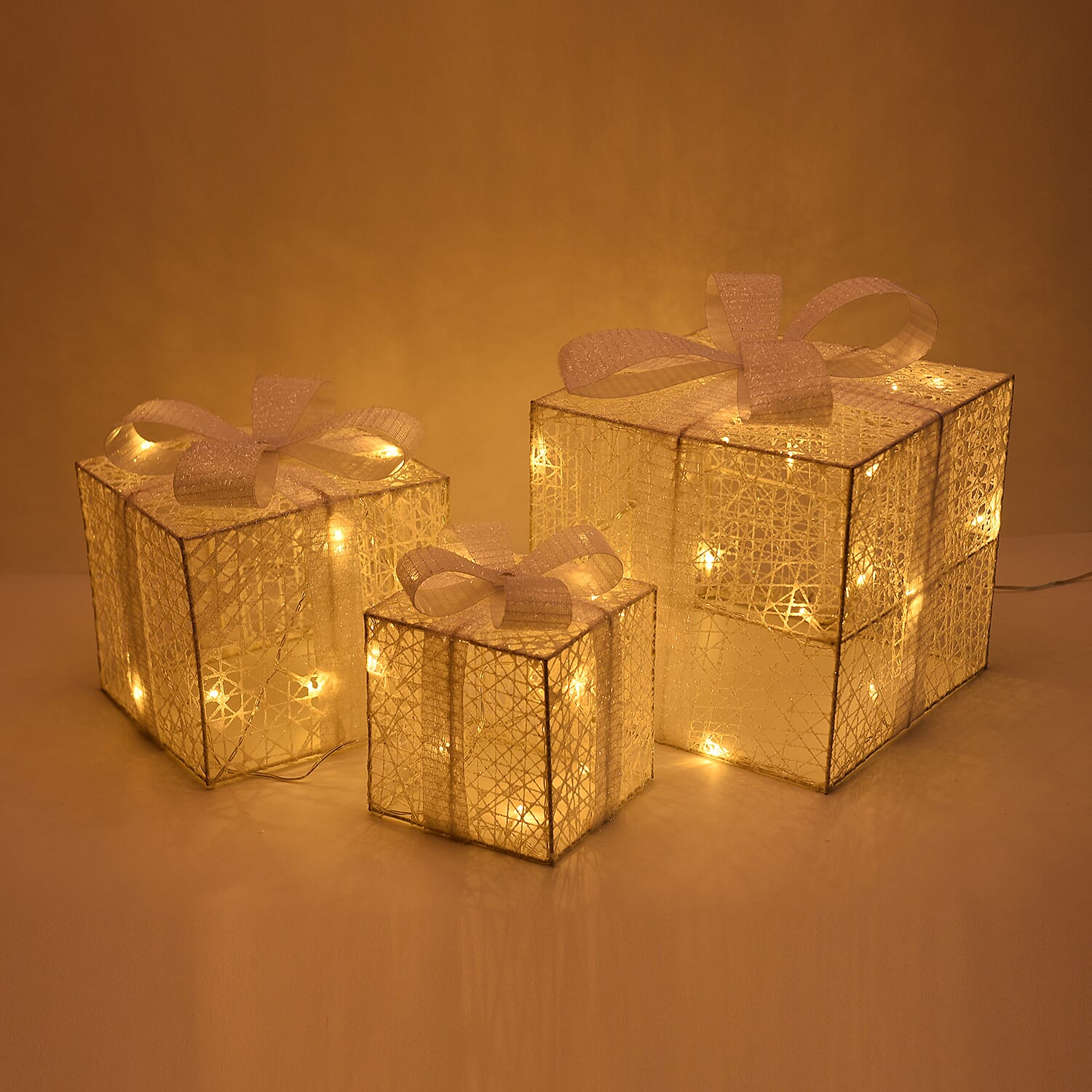 Set of 3 - Christmas Present Lights with Warm 40 LED Light (Size 15,20,25cm ) - White with Snow Effect