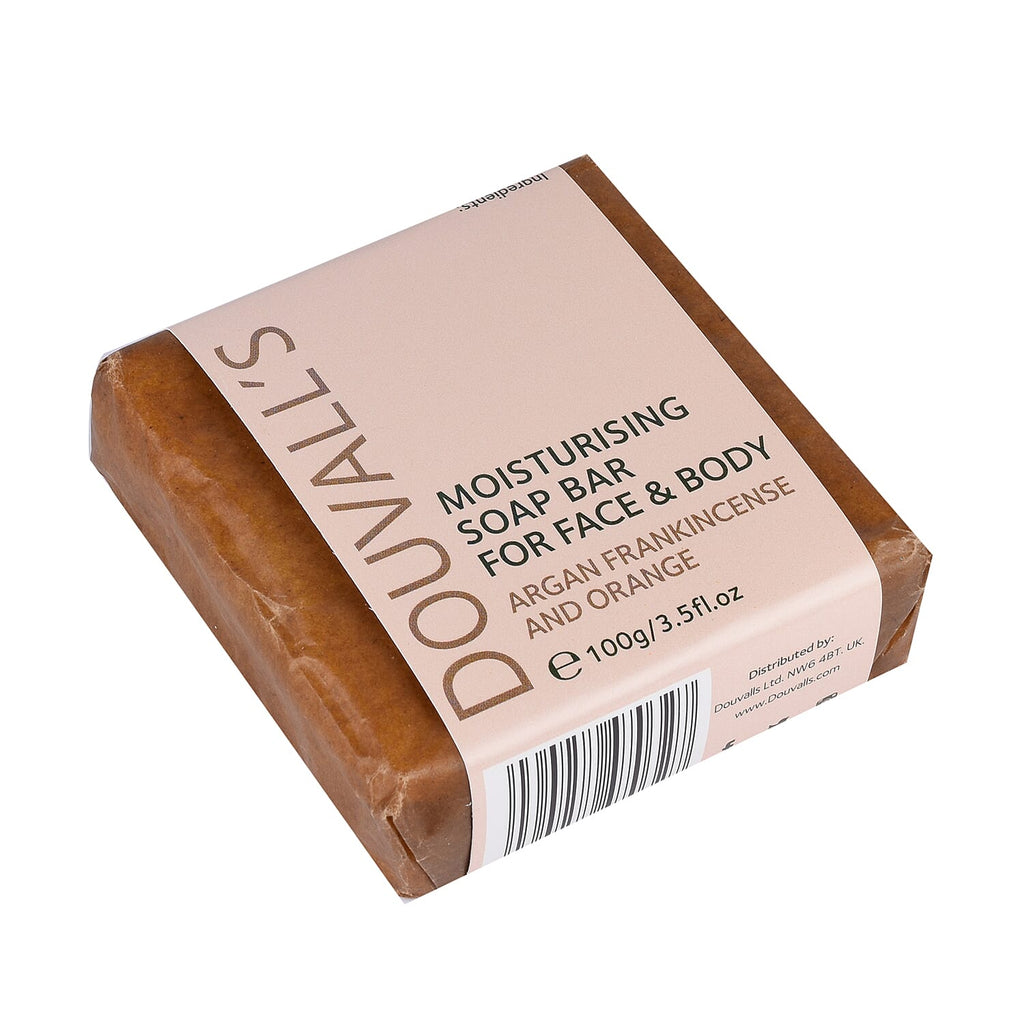 Douvalls- Duo  (Incl. Argan Bath - Shower Oil (Cedar, Clove - Black Pepper) - 240ml - Argan Frankincense - Orange Soap - 100g)