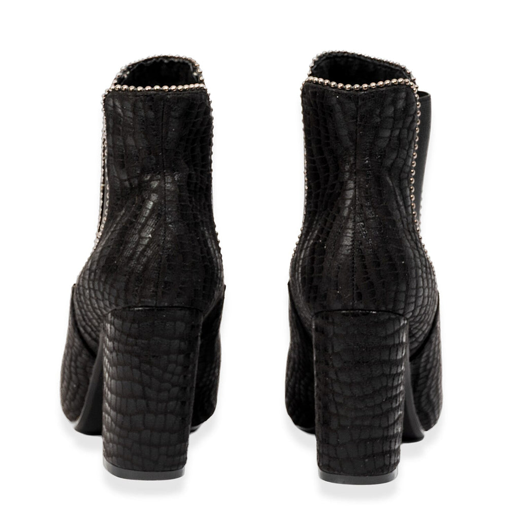 Shoe Clolate Womens Textured Block Heel Chelsea Boots (Size - 8.5)  - Black