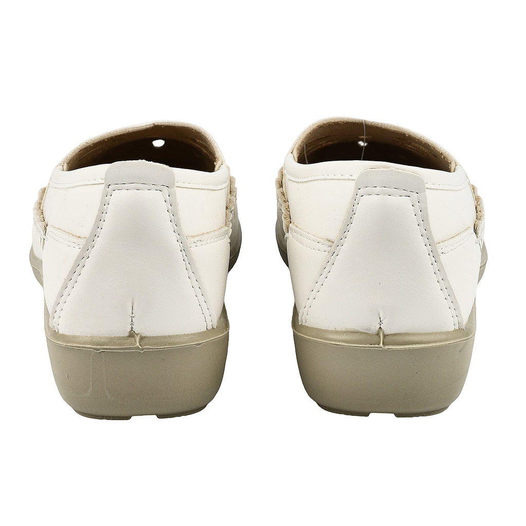 Shoe Tree Comfort Palma Lightweight Slip On Shoe (Size 3) - White