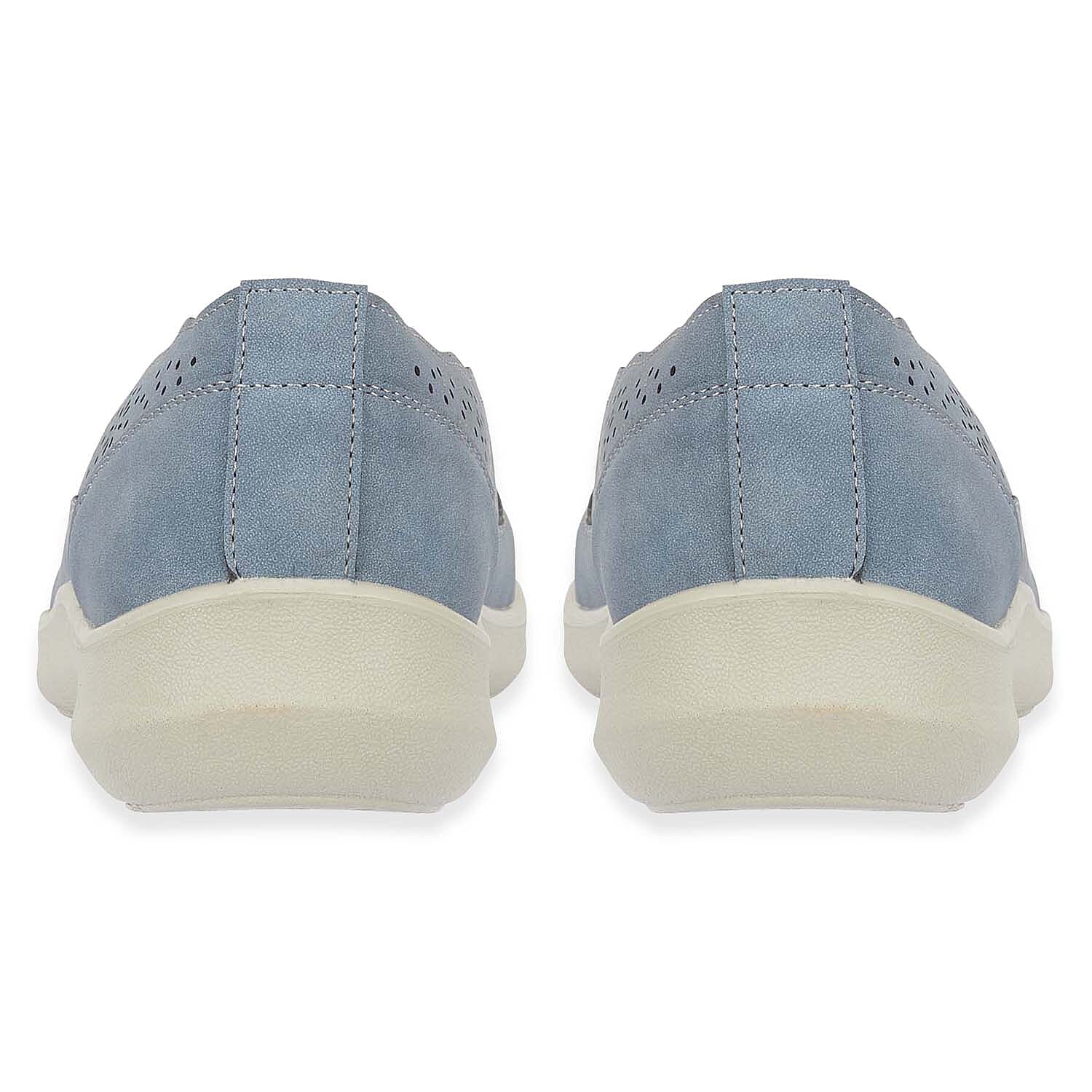 Shoetree Comfort Vienna Ladies Lightweight Slip-On Casual Pump With Decorative Cutouts (Size 3) - French Blue