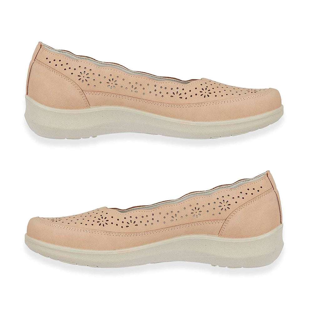 Shoetree Comfort Vienna Ladies Lightweight Slip-On Casual Pump With Decorative Cutouts (Size 6) - Beige