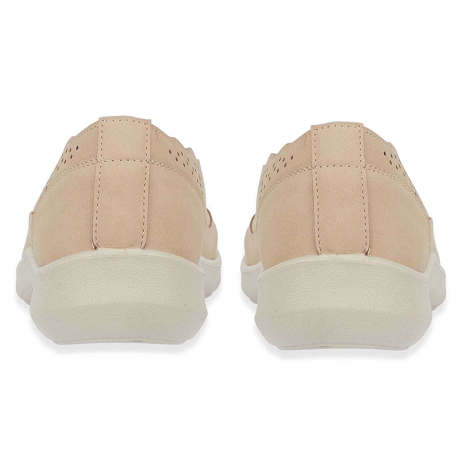 Shoetree Comfort Vienna Ladies Lightweight Slip-On Casual Pump With Decorative Cutouts (Size 6) - Beige