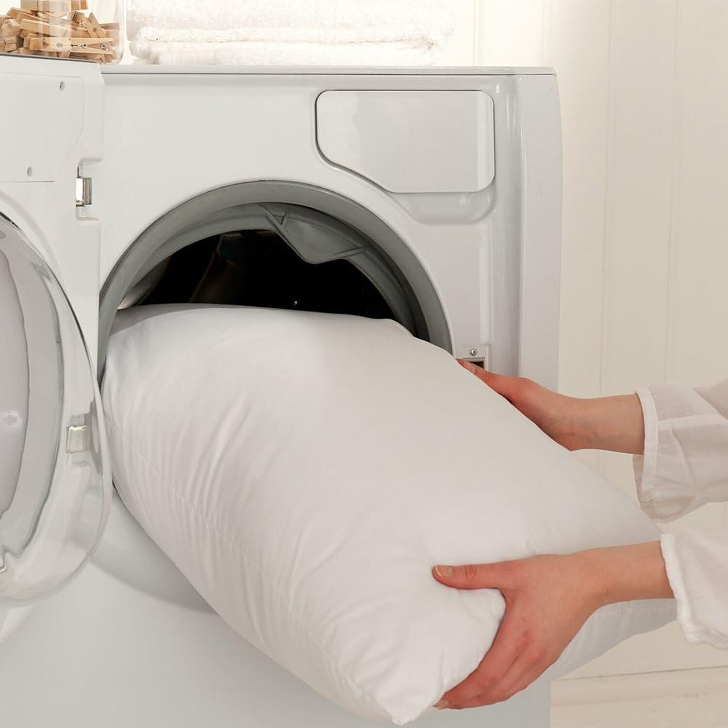 Silentnight Cool Comfort Set of 2 Pillows - Filled With Soft & Bouncy DuPont Fibres