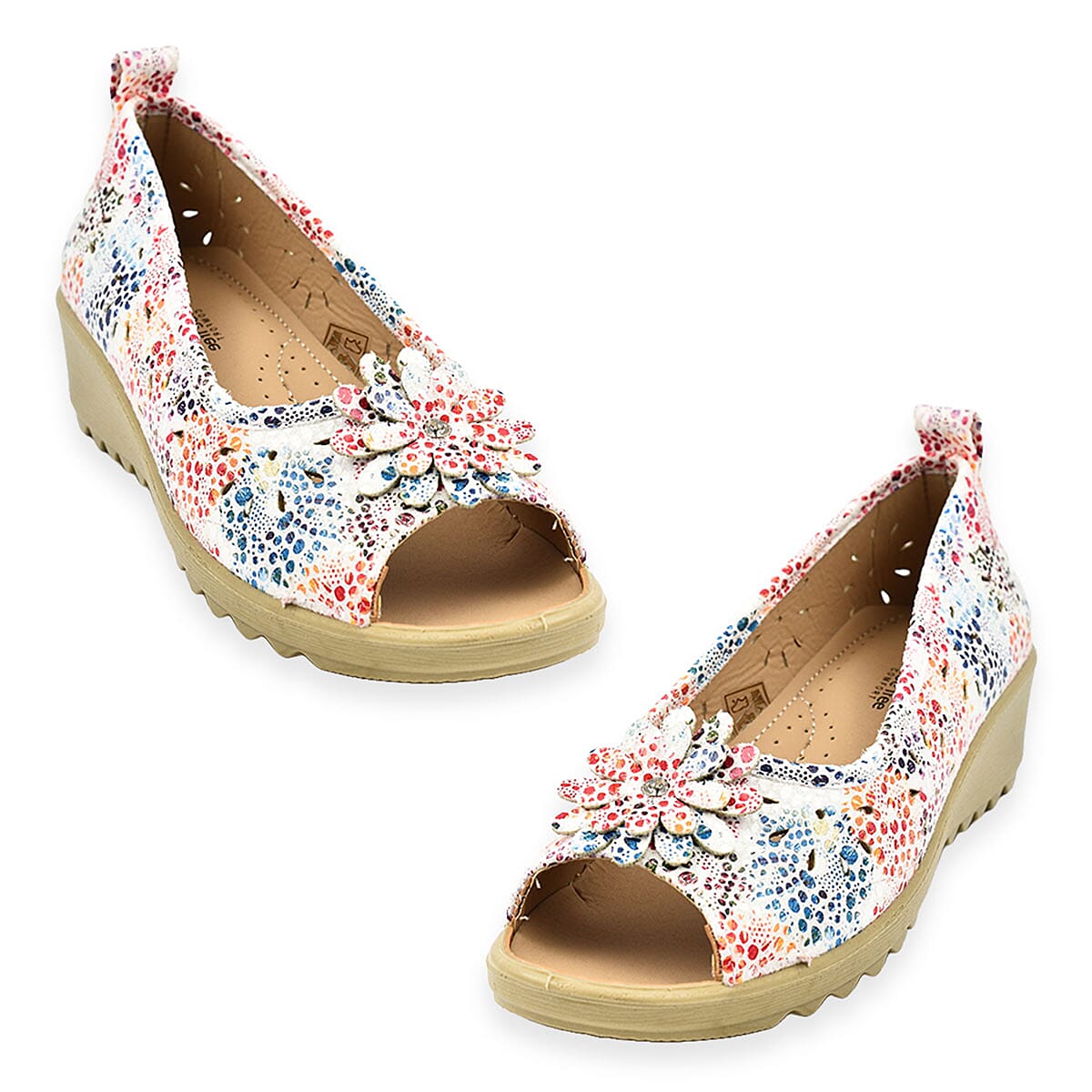 Slip On Wedge Peep Toe Shirley Shoe (Size 3) - White