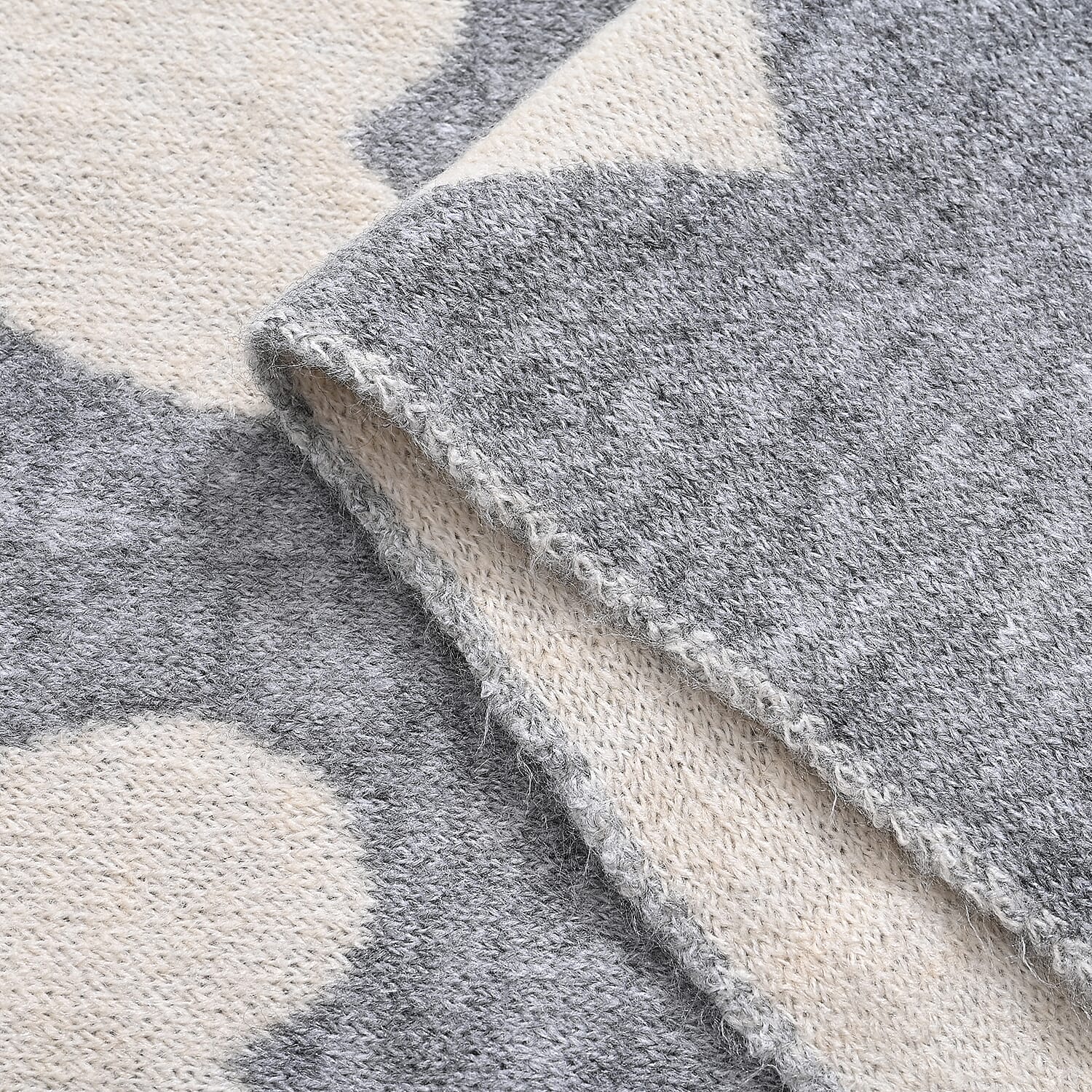 Styled By Heart Pattern Tassel Scarf (Size 200 X 30Cm) - Grey - White