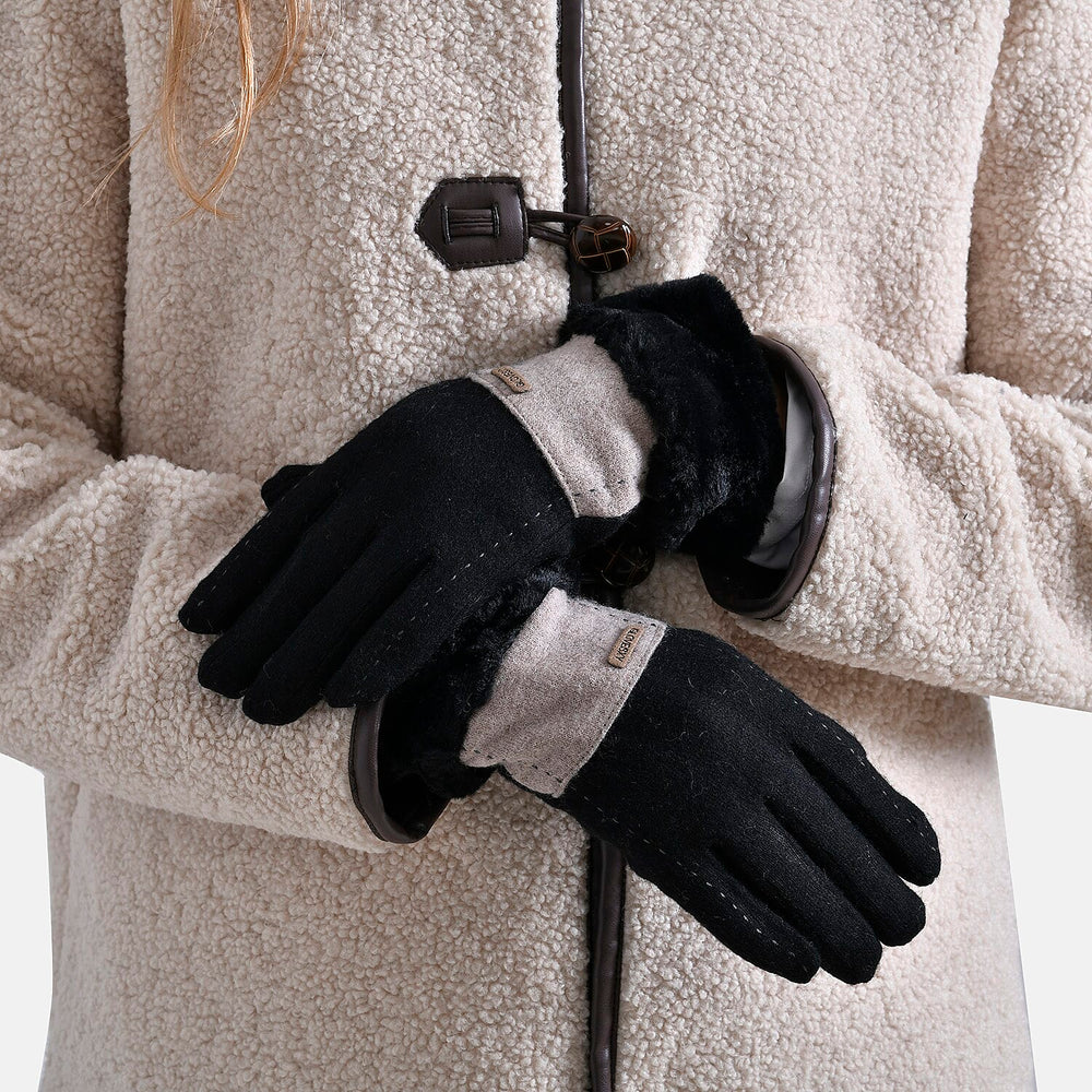 Styled By Cashmere Wool Gloves with Touchscreen Access (One Size) - Black