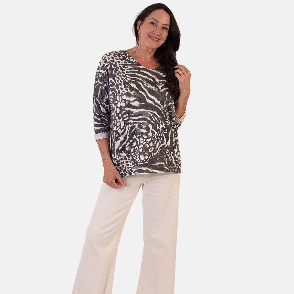 Sugar Crisp Italian Made V-Neck Abstract Print Top One-Size (Fits upto Size 22) - Black