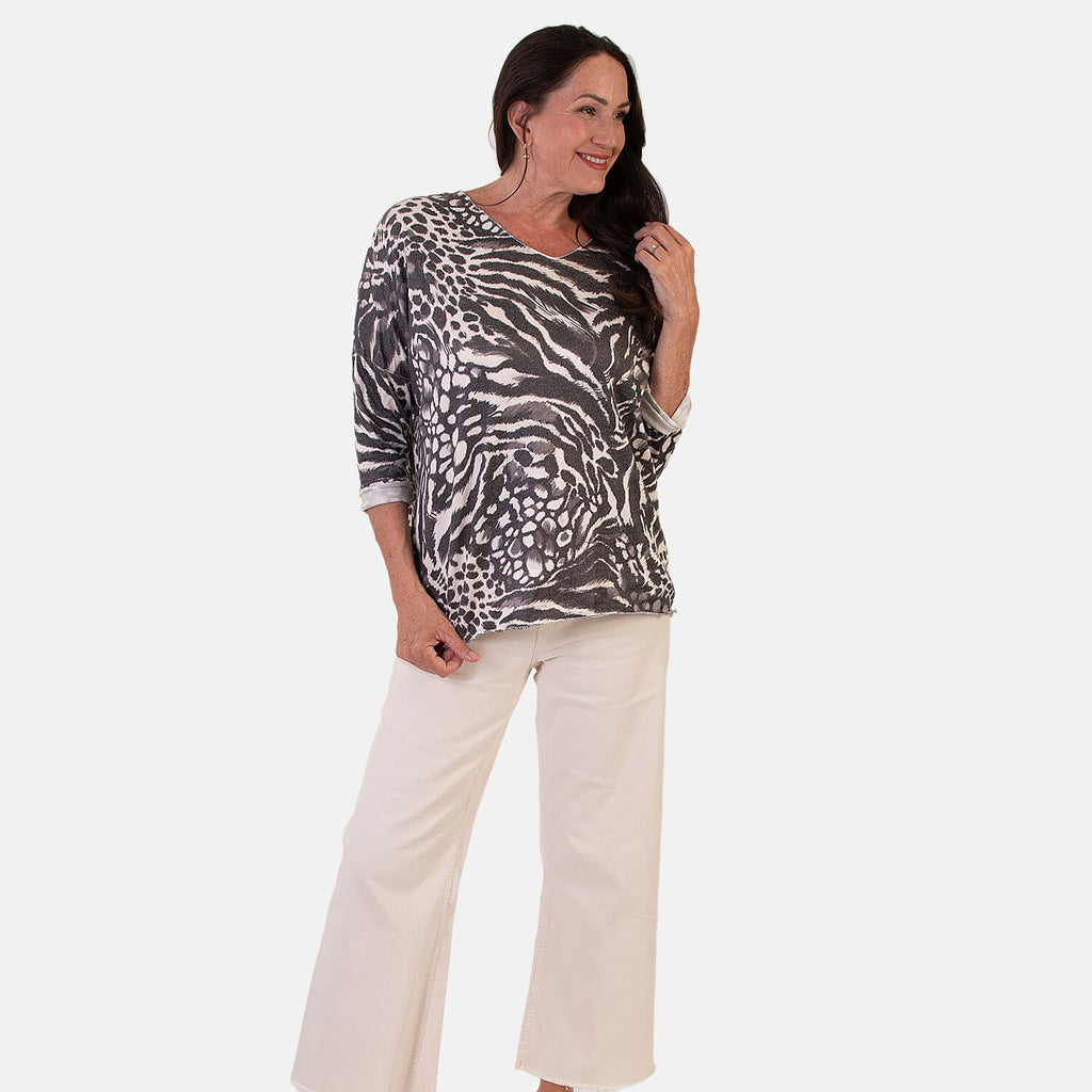 Sugar Crisp Italian Made V-Neck Abstract Print Top One-Size (Fits upto Size 22) - Black