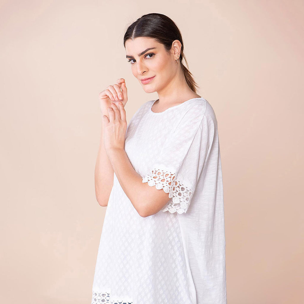 TAMSY 100% Cotton Top (Size 20 - 26) - White