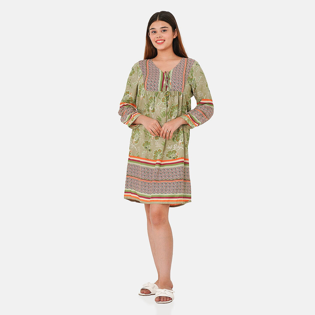 100% Viscose Floral Pattern Dress (Size XXL,24 - 26) - Light Green