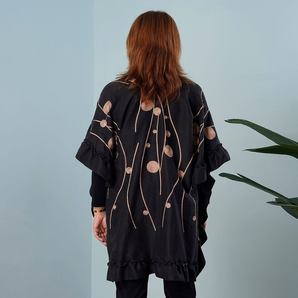 TAMSY Circular and Line Embroidered Kimono (Size 95x83 Cm) - Black & Khaki