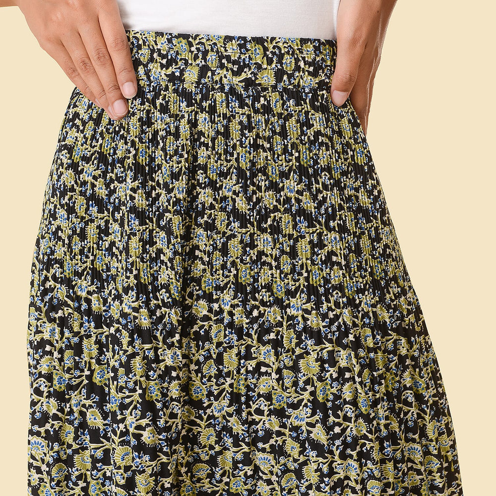 TAMSY Floral Pattern Skirt (Size M,12 - 14) - Green & Black