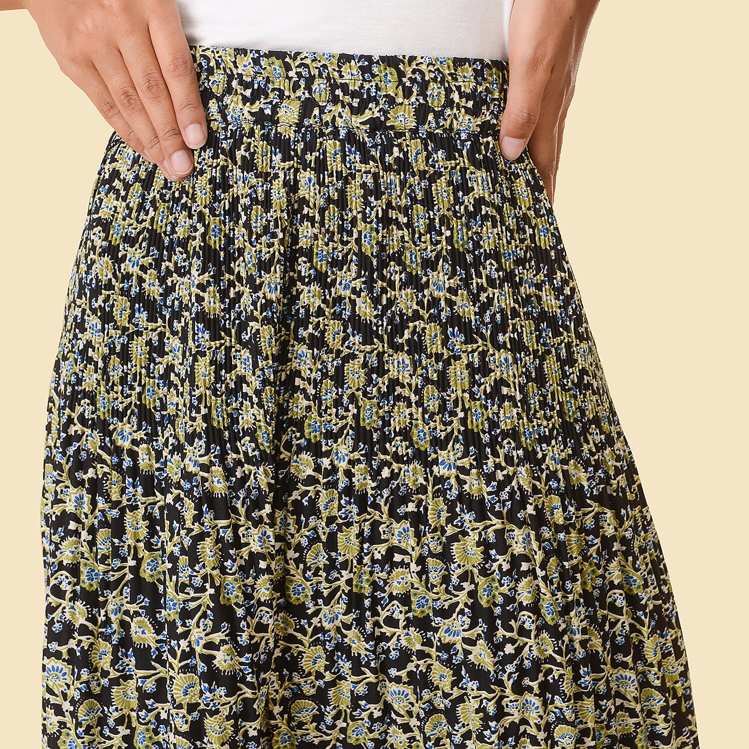 TAMSY Floral Pattern Skirt (Size M,12 - 14) - Green & Black