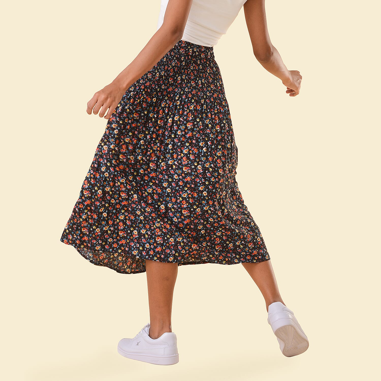 TAMSY Floral Pattern Skirt (Size M,12 - 14) - Black & Multi