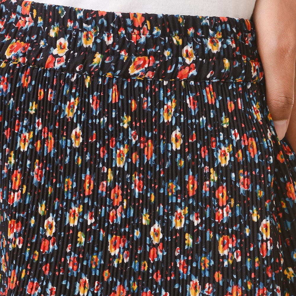 TAMSY Floral Pattern Skirt (Size M,12 - 14) - Black & Multi