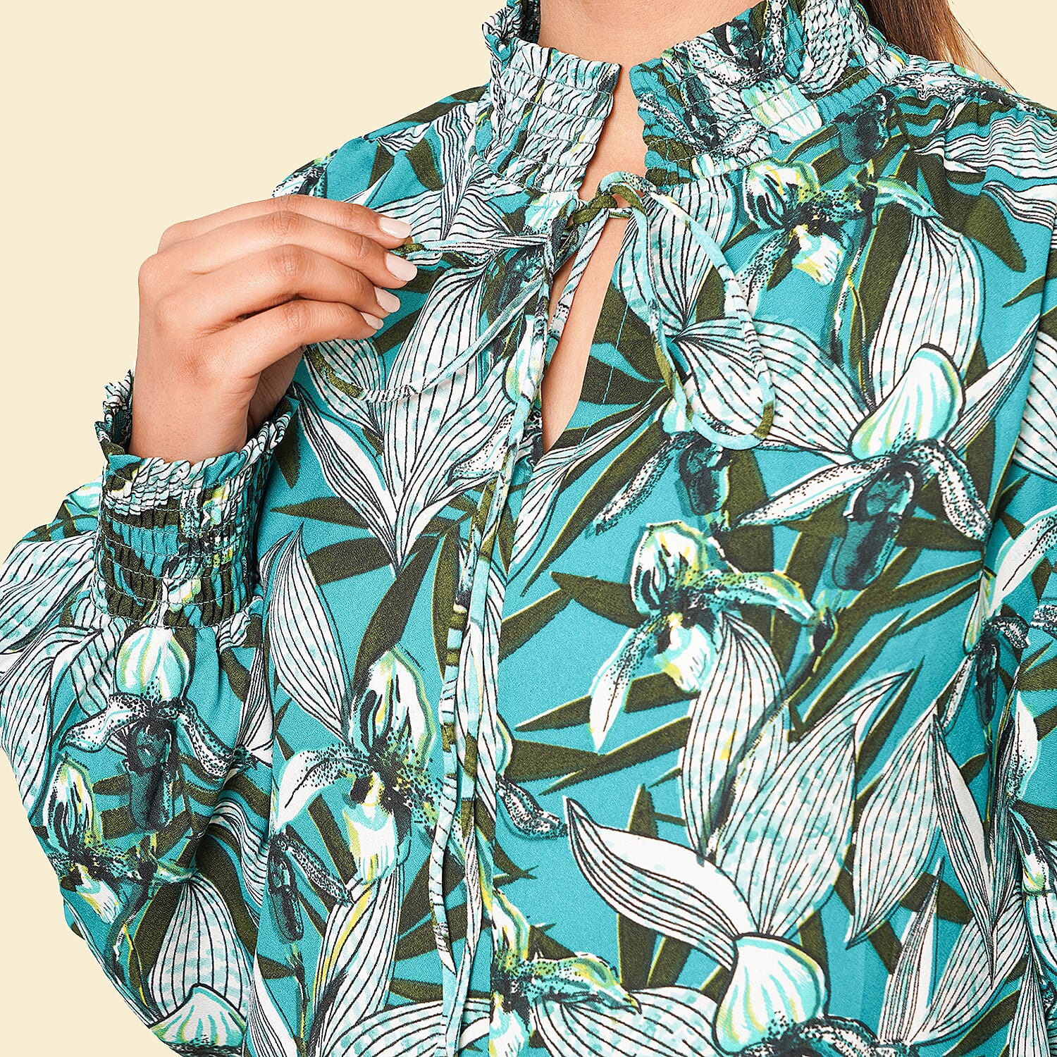 TAMSY Floral Pattern Top (Size 26) - Green