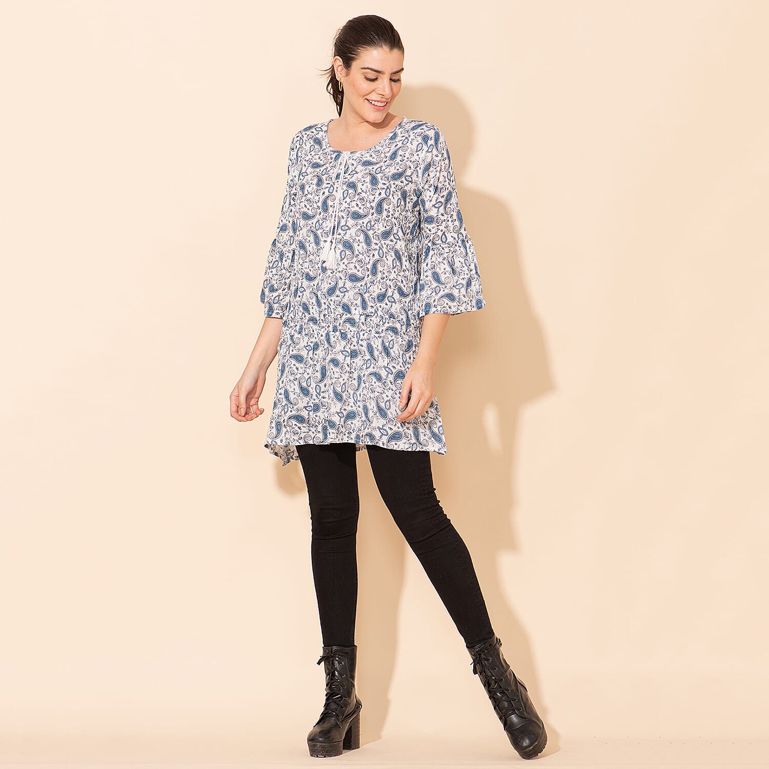 TAMSY 100% Viscose Printed Crepe Top (Size 14) - White & Blue