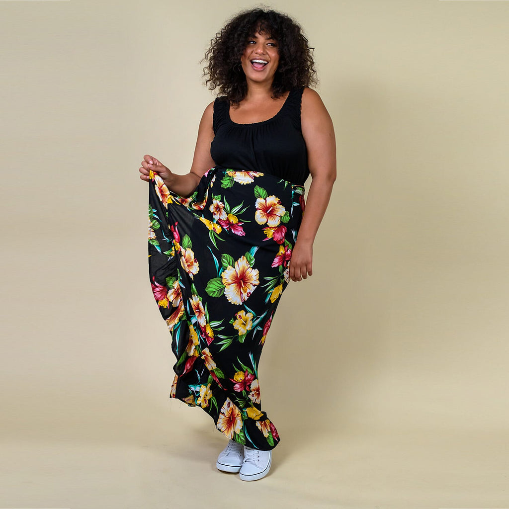 TAMSY 100% Rayon Hibiscus Floral Printed Wrap Skirt One Size Curve (Fits 18-26 ) - Black - Multi