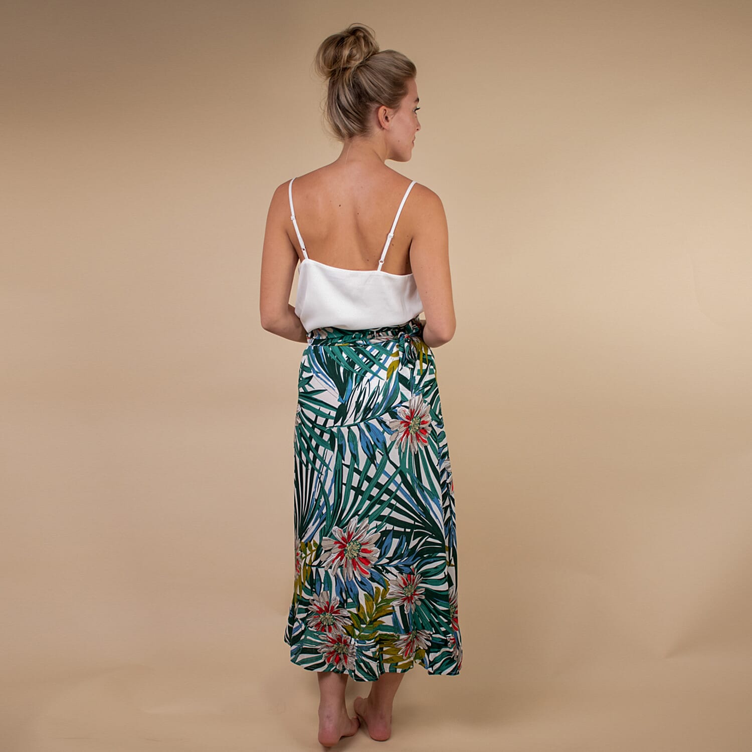 TAMSY 100% Rayon Floral Printed Wrap Skirt One Size Curve (Fits 18-26 ) - White, Green & Multi