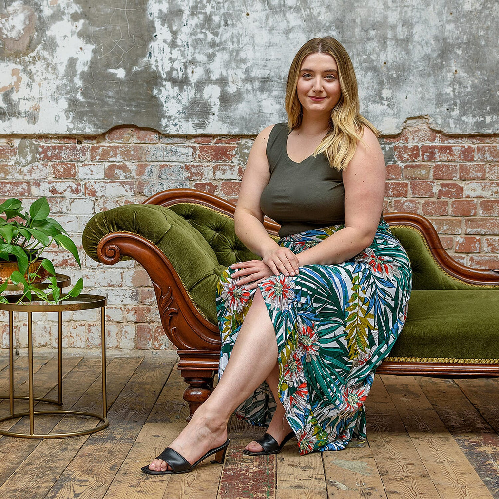 TAMSY 100% Rayon Floral Printed Wrap Skirt One Size Curve (Fits 18-26 ) - White, Green & Multi