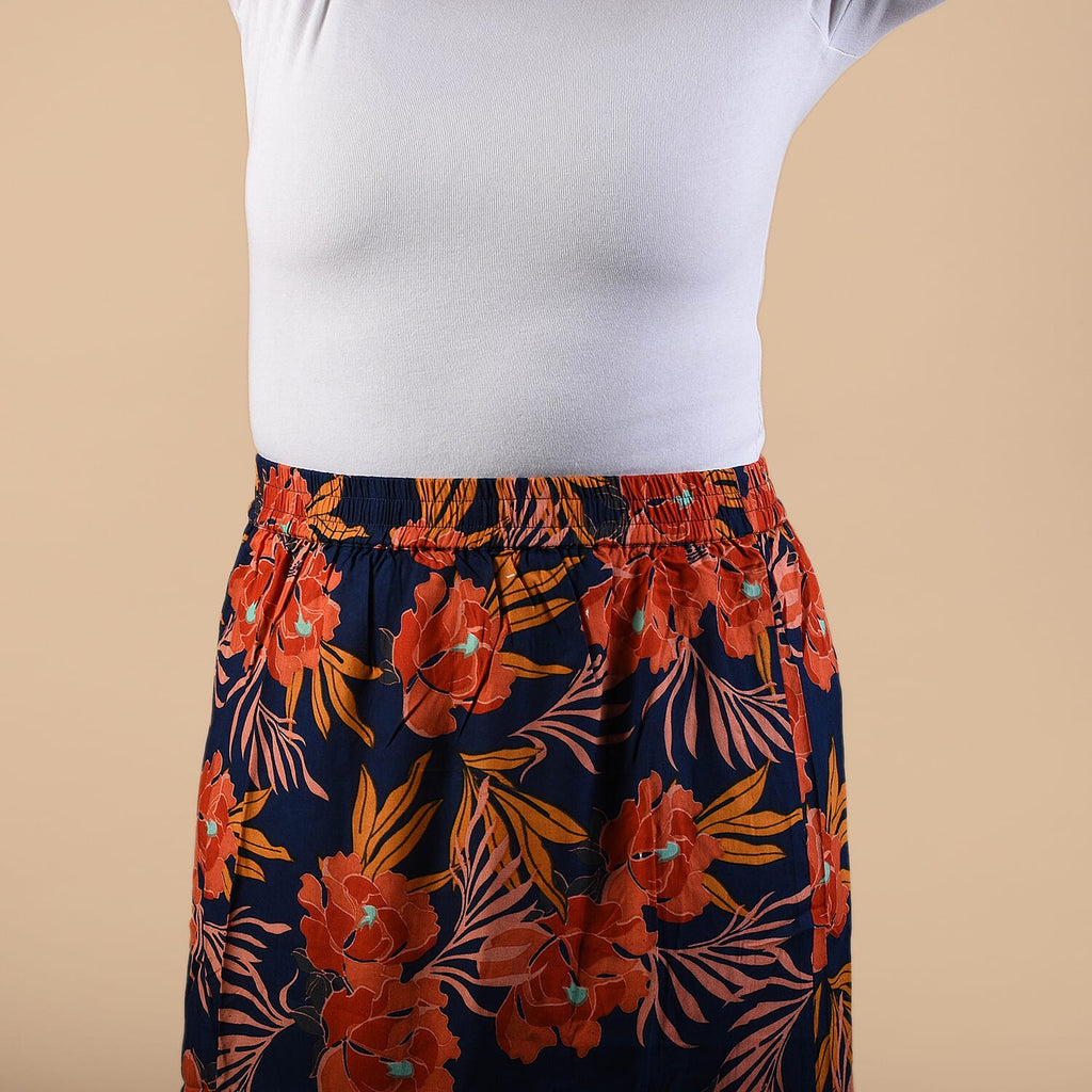 TAMSY 100% Viscose Floral Pattern Skirt (Size 14) - Black & Orange