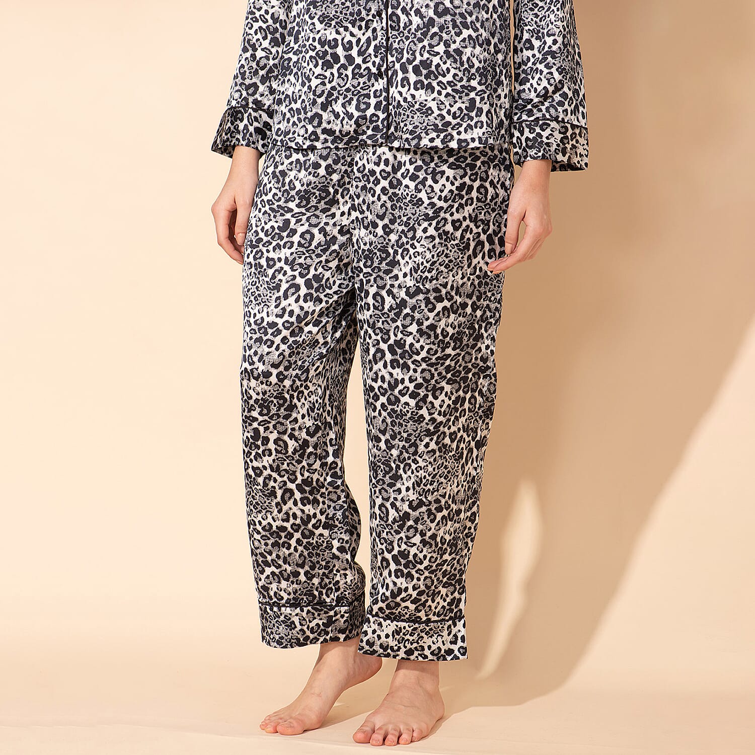 Doorbuster - TAMSY Leopard Pattern Silk Like Nightwear Set (Size XL) - Black & White
