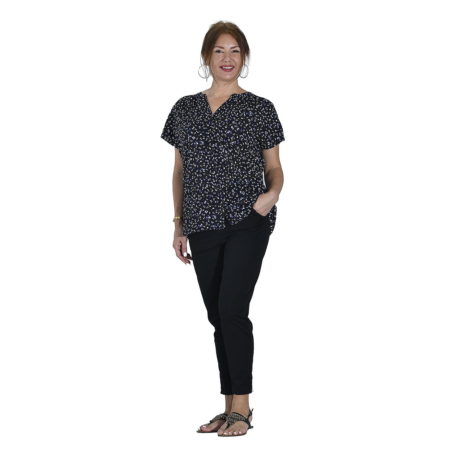 TAMSY Printed V-Neck Short Sleeves Blouse (Size M) - Black