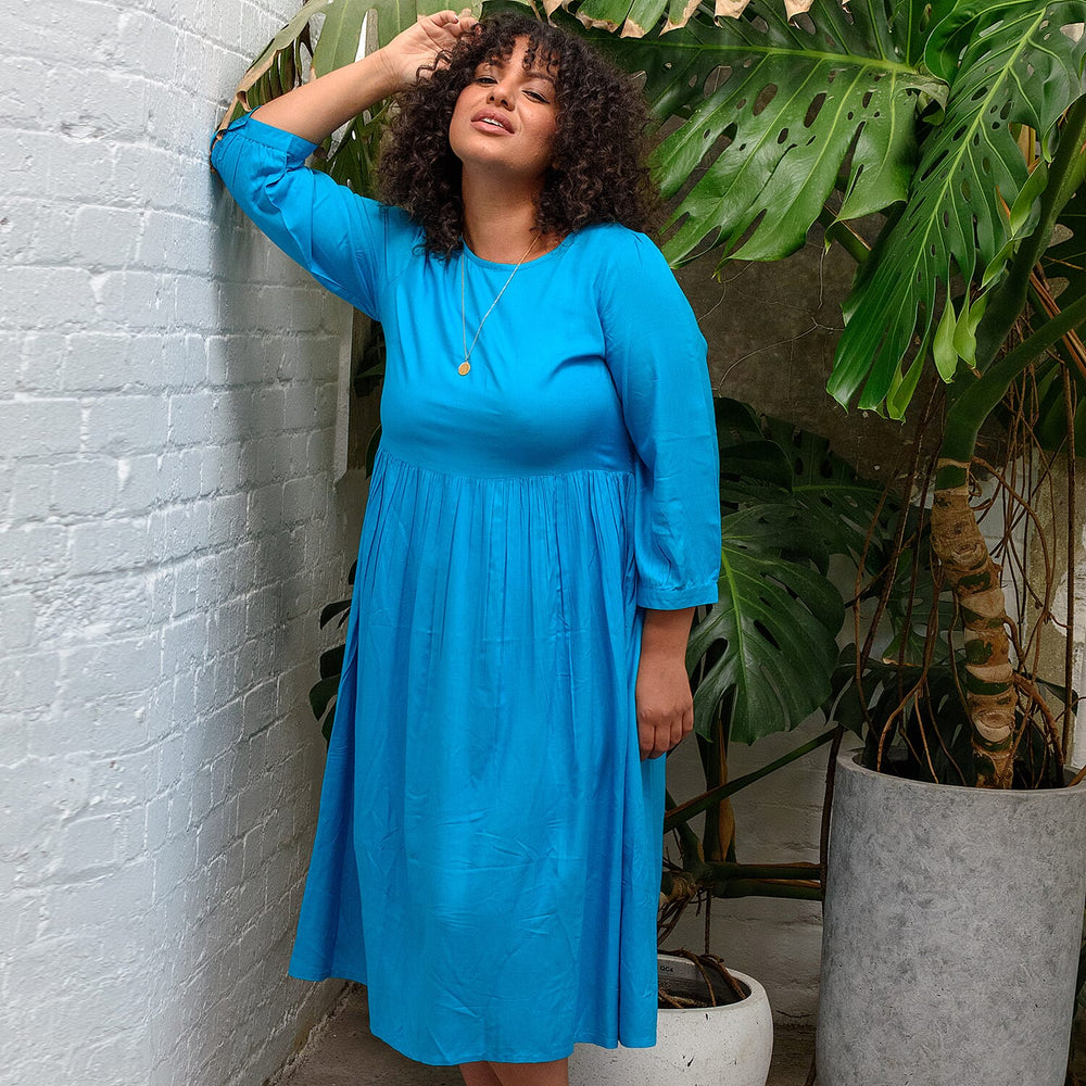 TAMSY 100% Viscose Crew Neck Mid Dress (Size 16) - Blue