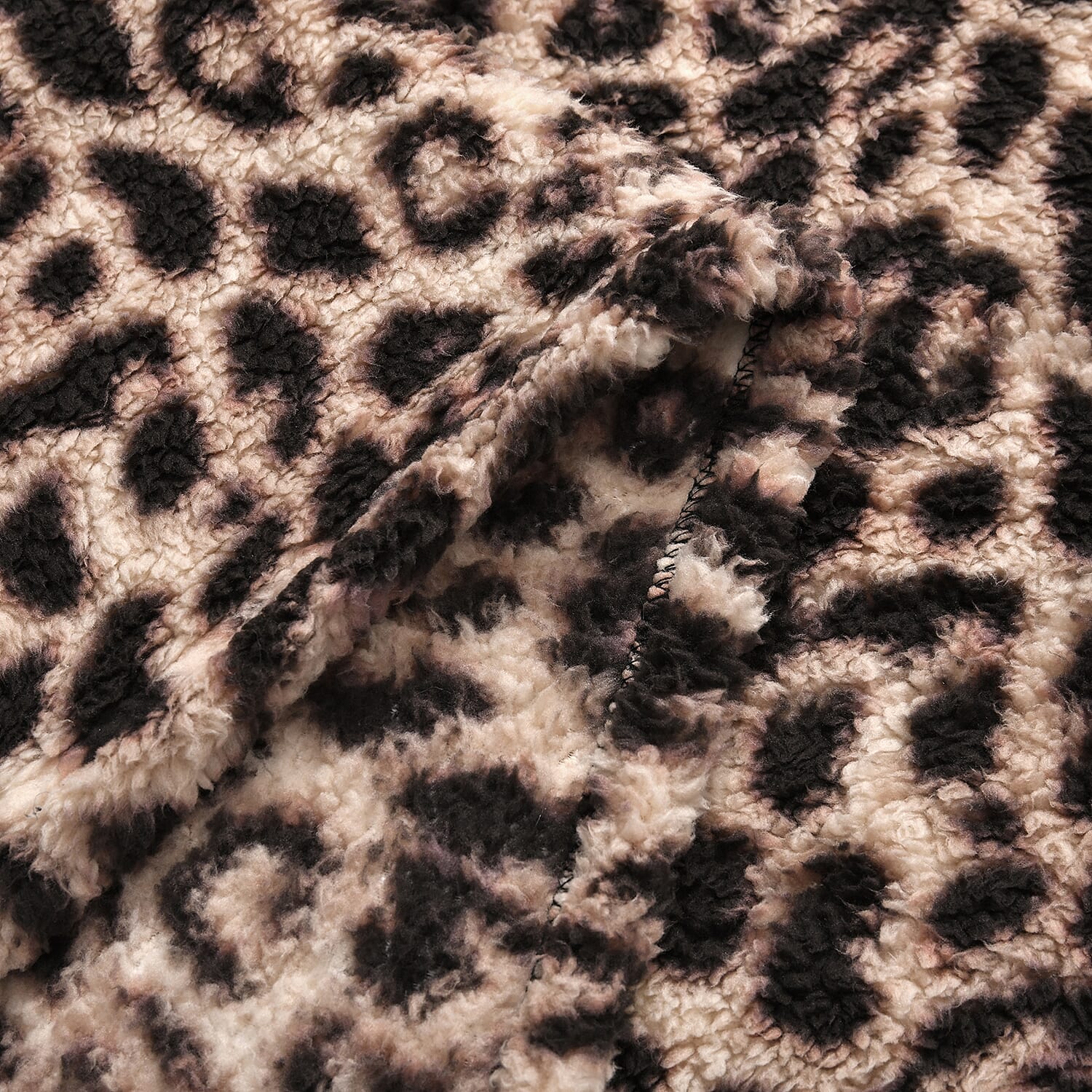 WINTER MEGA OFFER- Leopard Pattern Ultra Soft Blanket (Size 200x150 cm) - Brown