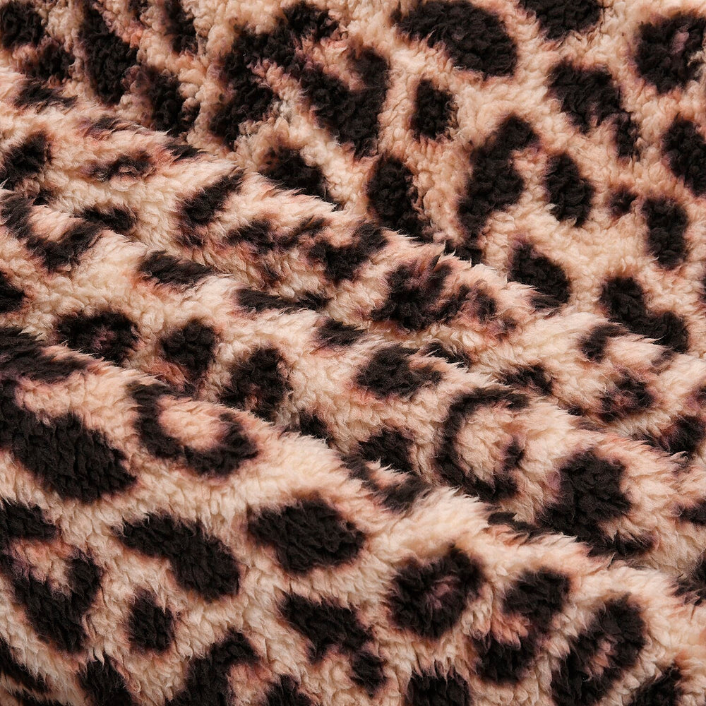 WINTER MEGA OFFER- Leopard Pattern Ultra Soft Blanket (Size 200x150 cm) - Brown
