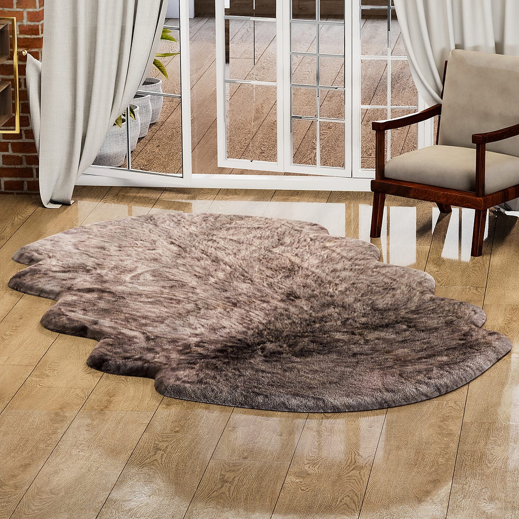 Acrylic Patterned Rug and Door Mat (Size 60x1 cm) - Brown & White