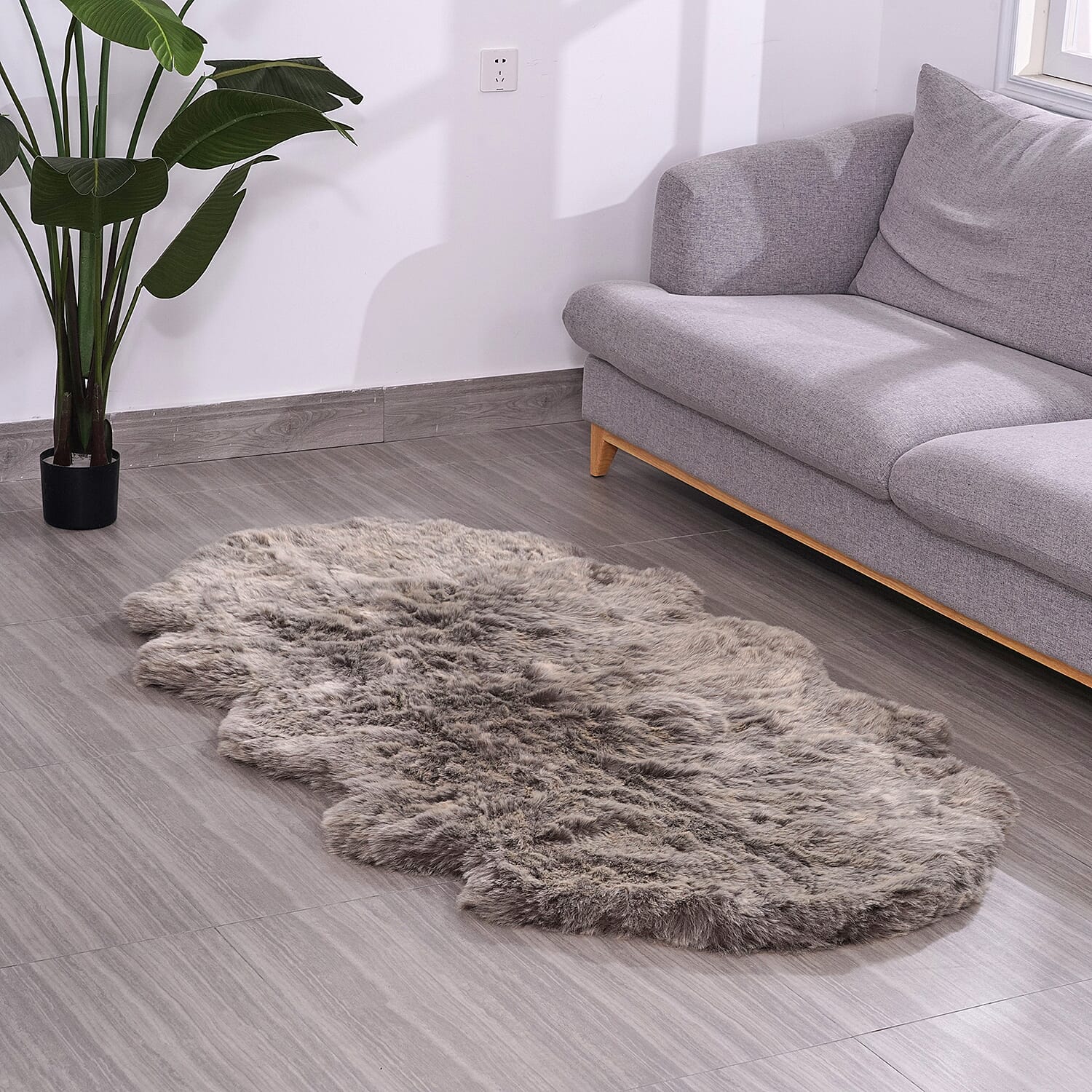 Acrylic Patterned Rug and Door Mat (Size 60x1 cm) - Brown & White