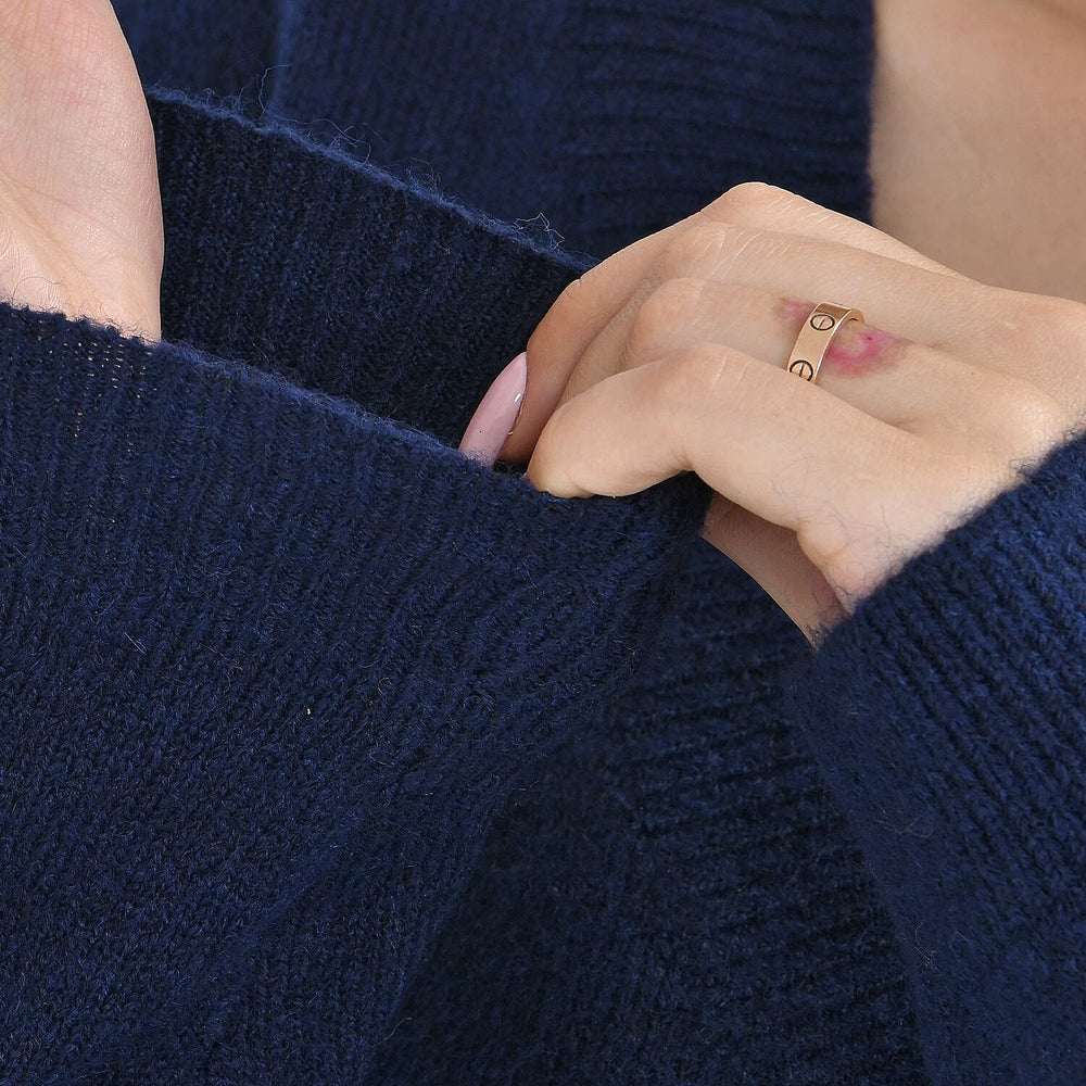 Closeout Stylish V-Neck Long Sleeve Jumpers (Size M) - Navy