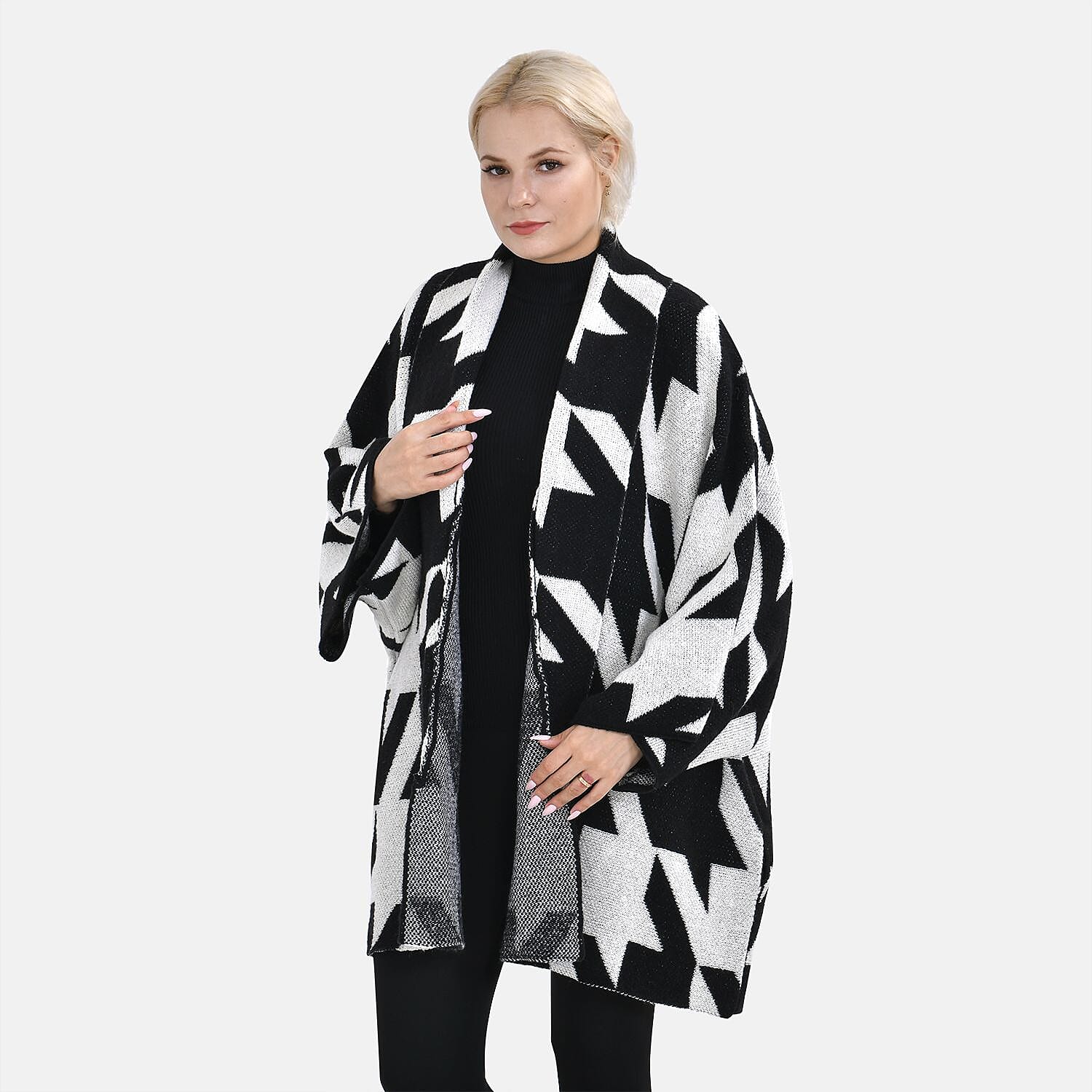 TAMSY Random Graph Grid Coatigan (One Size) - Black and White