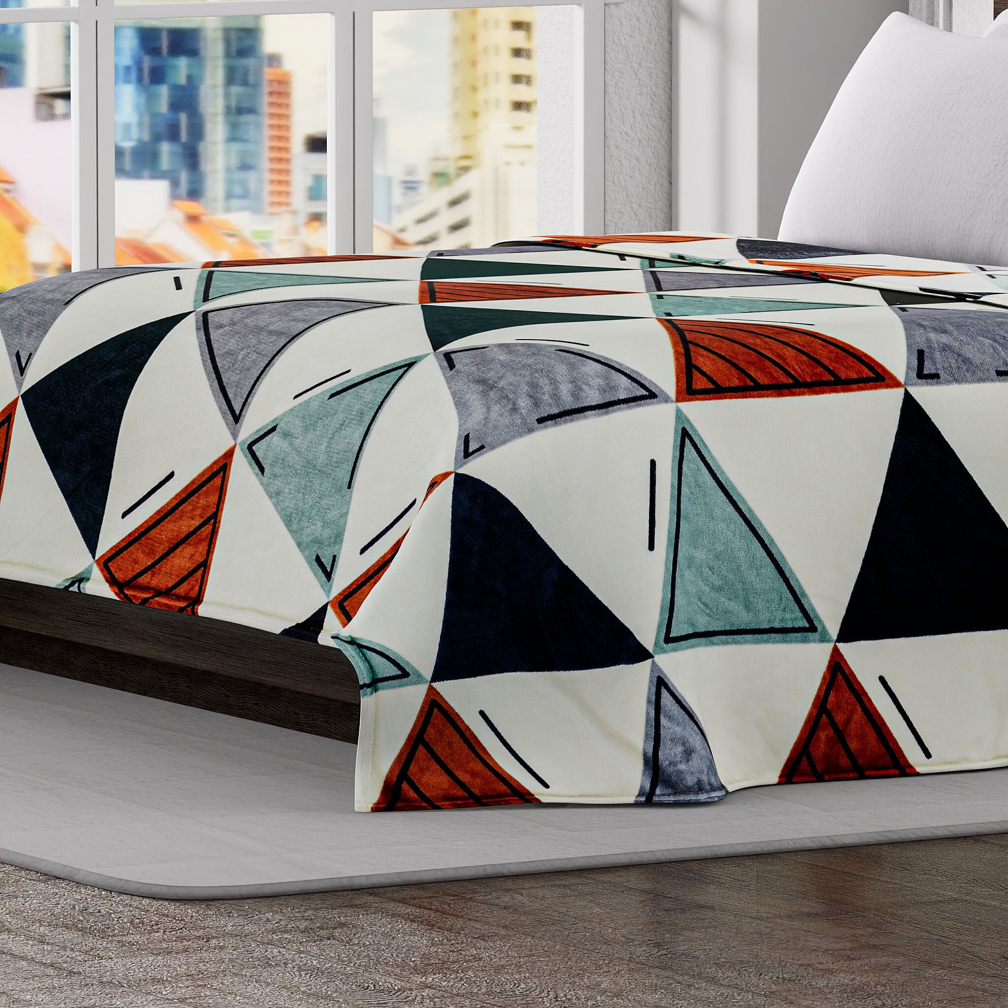 Flannel Printed Blanket (Size 200x1 cm) - Beige & Multicolor