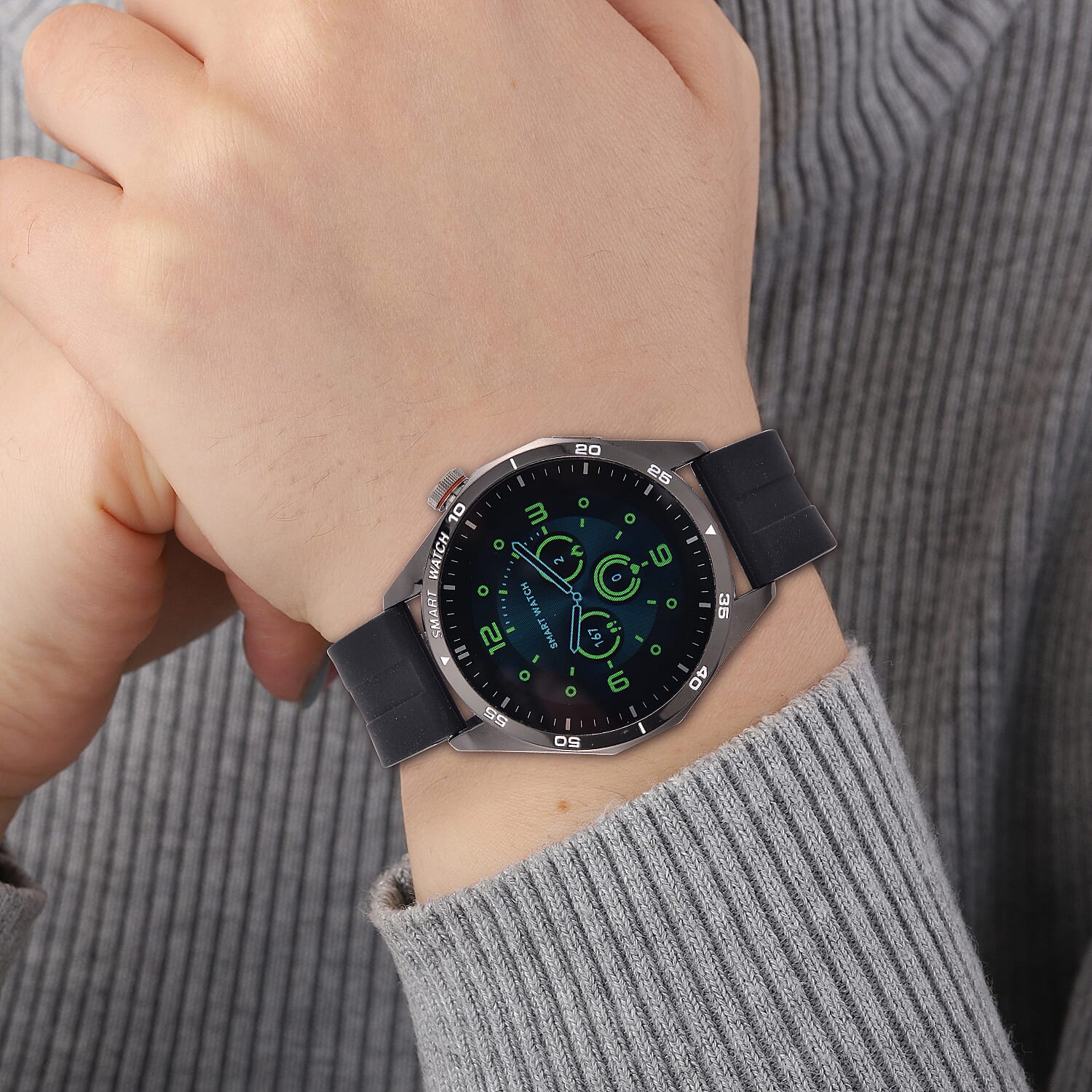 Brand New- Full Screen Touch Waterproof Bluetooth Smartwatch (Compatible with Apple iOS 8, Android  5 or Above) - Black