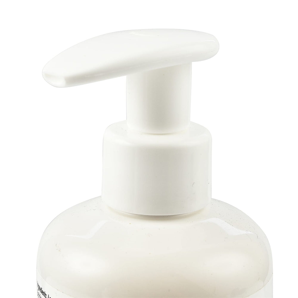 Buddy Care Vanilla - Shea Butter Dog Shampoo with Aloe - Pro Vitamin B5 - 500ml
