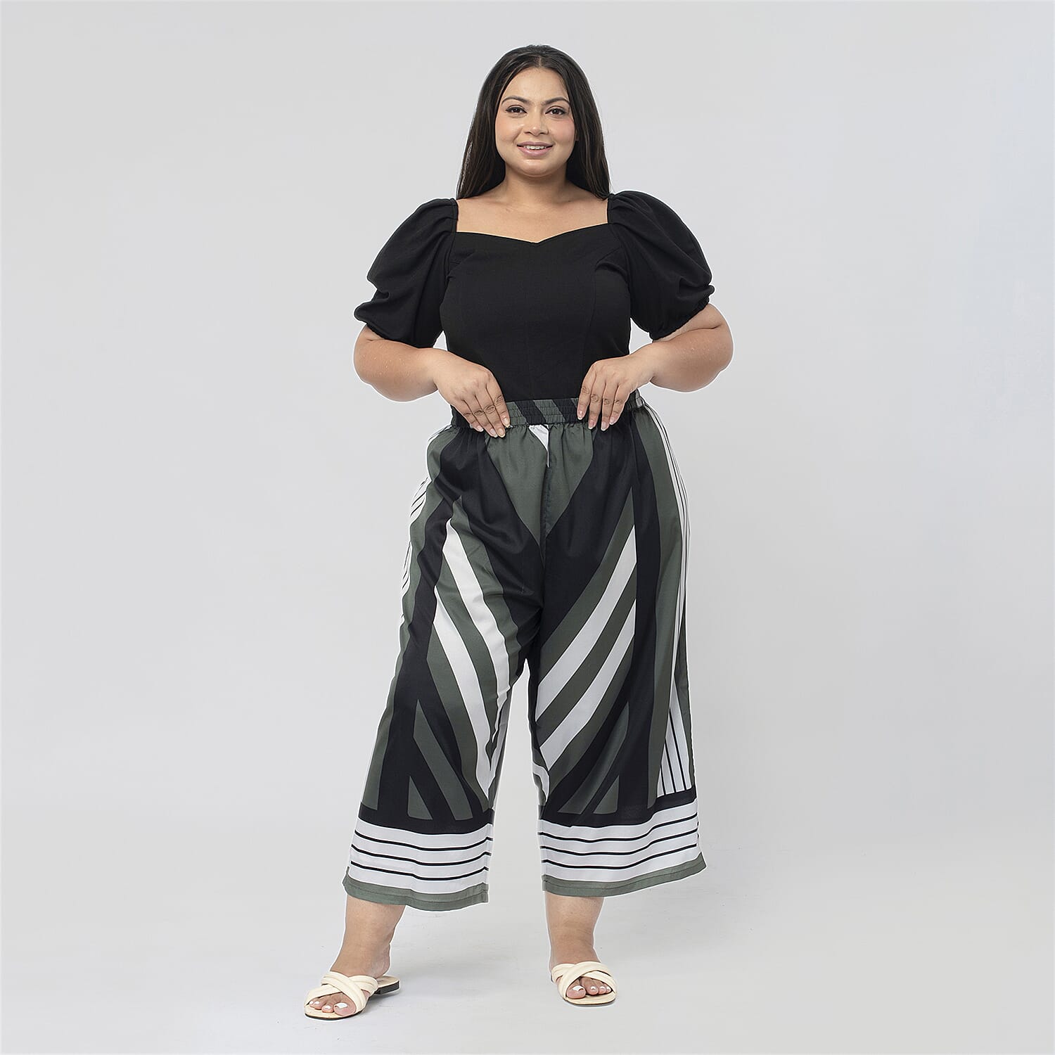 Printed Cropped Palazzo (Size XXL, Inside Leg Lenth 53 cm) -Chevron